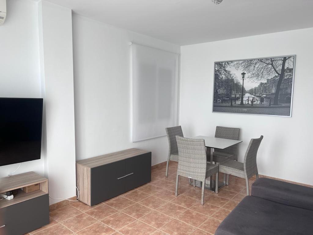 Apartamentos La Caleta Caleta De Velez Exteriér fotografie