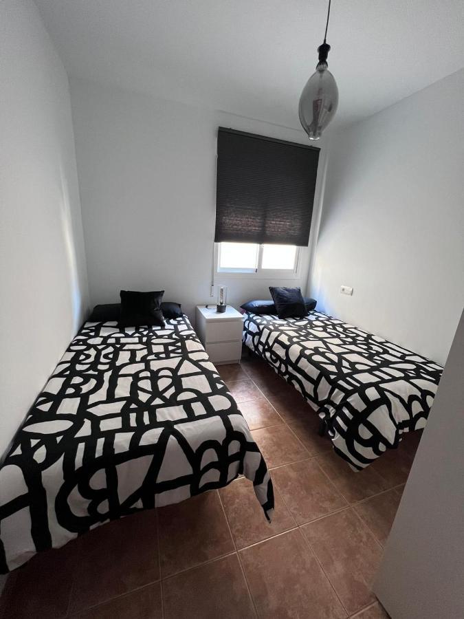 Apartamentos La Caleta Caleta De Velez Exteriér fotografie